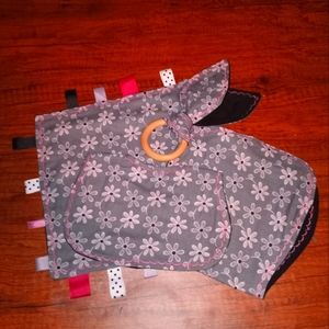 Group lot set baby taggy taggie bunny ear teether Burp cloth bib new sensory